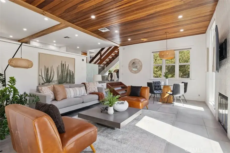 380 Box Canyon Road, Canoga Park, CA 91304 - Image #3