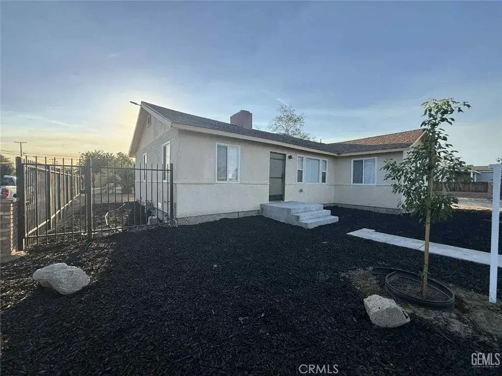 214 Madison Street, Bakersfield, CA 93307 - Image #1
