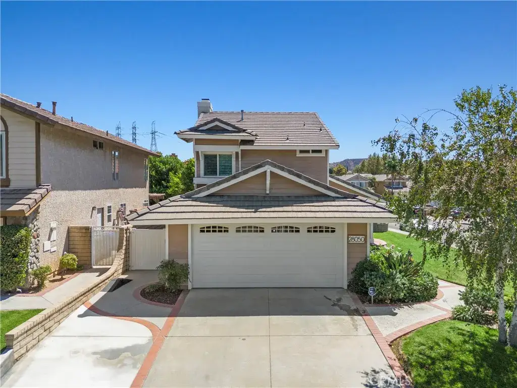 28050 Devon Lane, Saugus, CA 91350 - Image #1