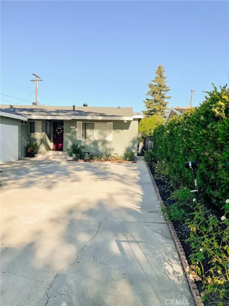 10016 Sophia Avenue, North Hills, CA 91343 - Image #2
