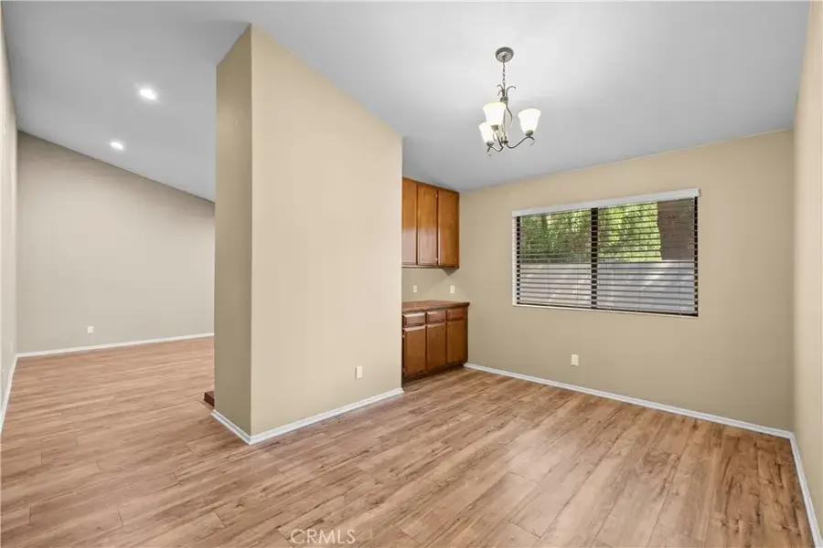 19915 Avenue Of The Oaks, Newhall, CA 91321 - Image #3