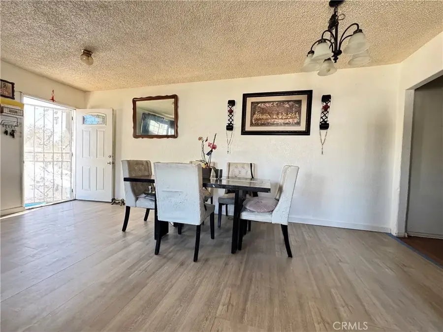 13745 Louvre St, Pacoima, CA 91331 - Image #2