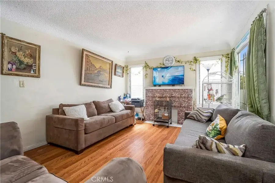 6030 W Wilton, Los Angeles, CA 90047 - Image #2