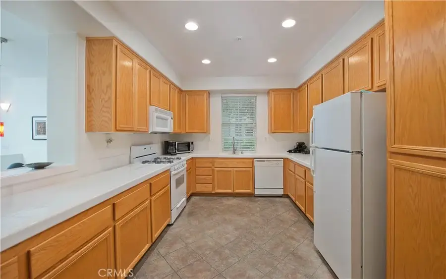 28248 Canterbury Court, Valencia, CA 91354 - Image #2