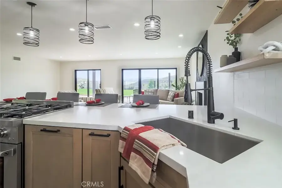 26120 Adamor Road, Calabasas, CA 91302 - Image #3