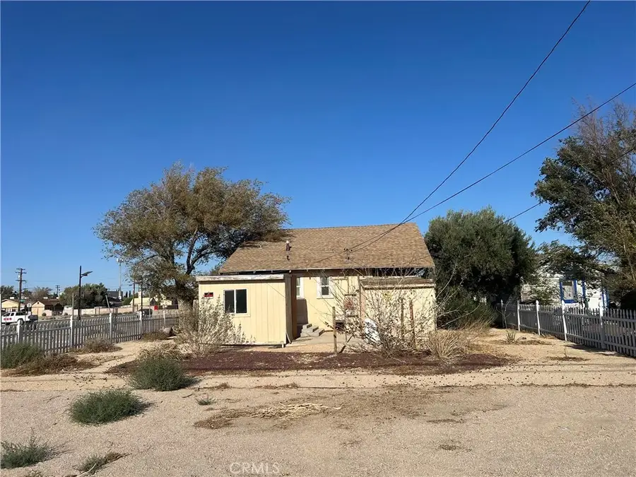 15957 K St, Mojave, CA 93501 - Image #2