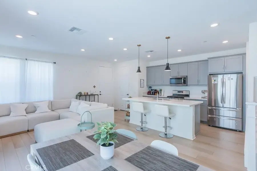 27474 Quiet View Place, Valencia, CA 91381 - Image #3