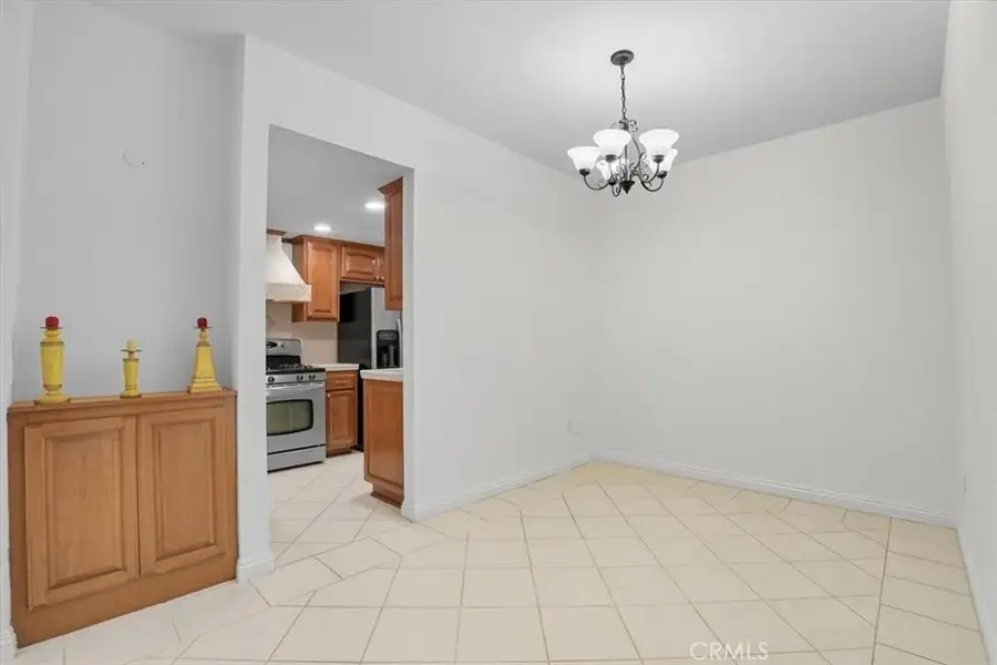 17914 Magnolia Boulevard #125, Encino, CA 91316 - Image #3