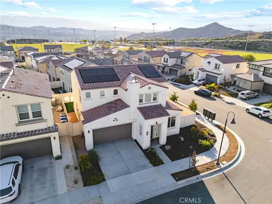 18160 Meridian Lane, Saugus, CA 91350 - Image #3