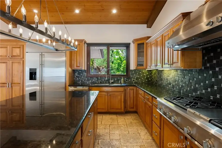 16350 Mandalay, Encino, CA 91436 - #3