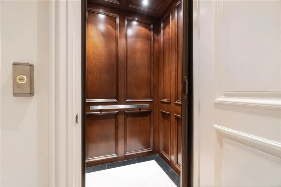 25711 Shady Oak Ln, Valencia, CA 91381 - Image #3