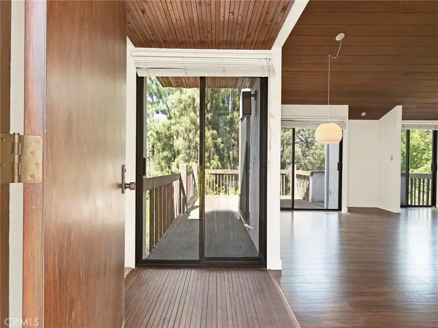 4140 Cachalote Street, Woodland Hills, CA 91364 - Image #2