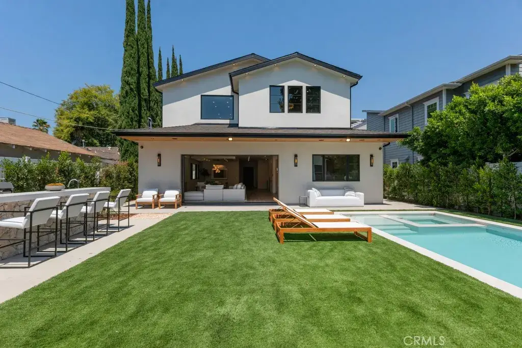 12420 Milbank Street, Studio City, CA 91604 - Image #1