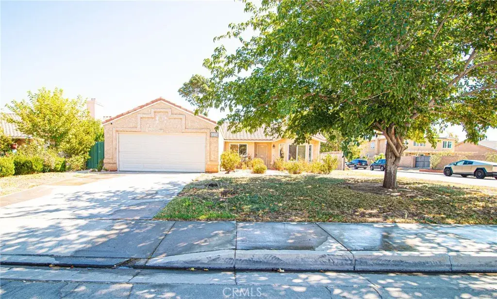 44654 26th Street East, Lancaster, CA 93535 - Image #1