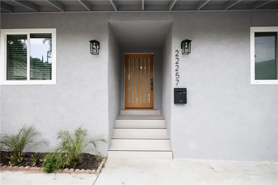 22257 Macfarlane Drive, Woodland Hills, CA 91364 - Image #2