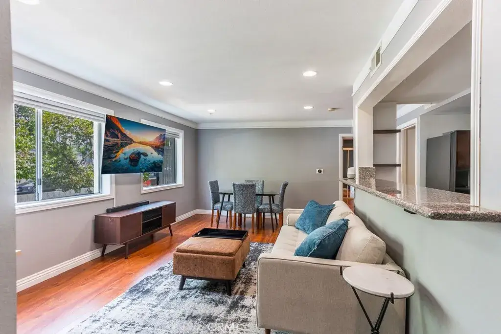 110 W Maple #2, Glendale, CA 91204 - Image #1