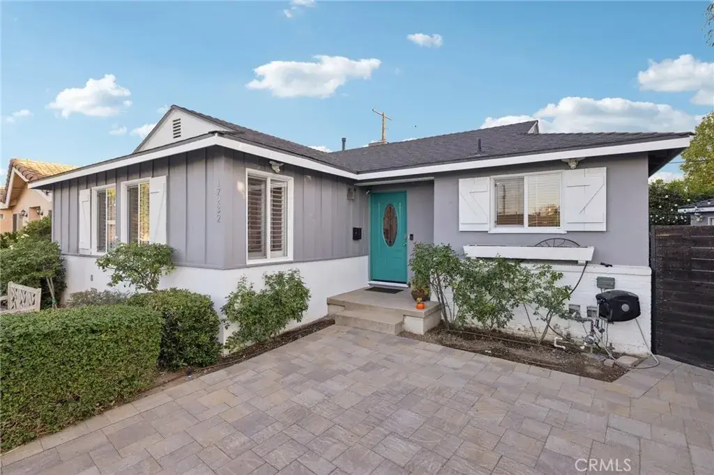 17232 Elkwood Street, Lake Balboa, CA 91406 - Image #1