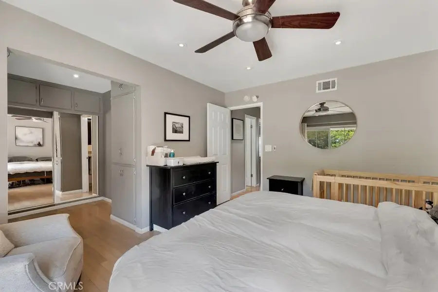 1322 E Avenida De Los Arboles, Thousand Oaks, CA 91360 - Image #2