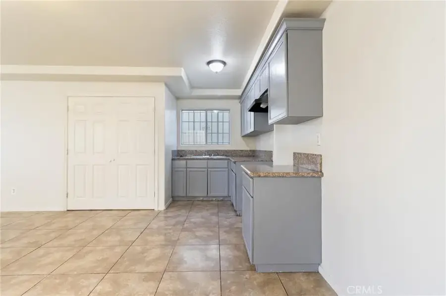 9714 S Main, Los Angeles, CA 90003 - Image #3