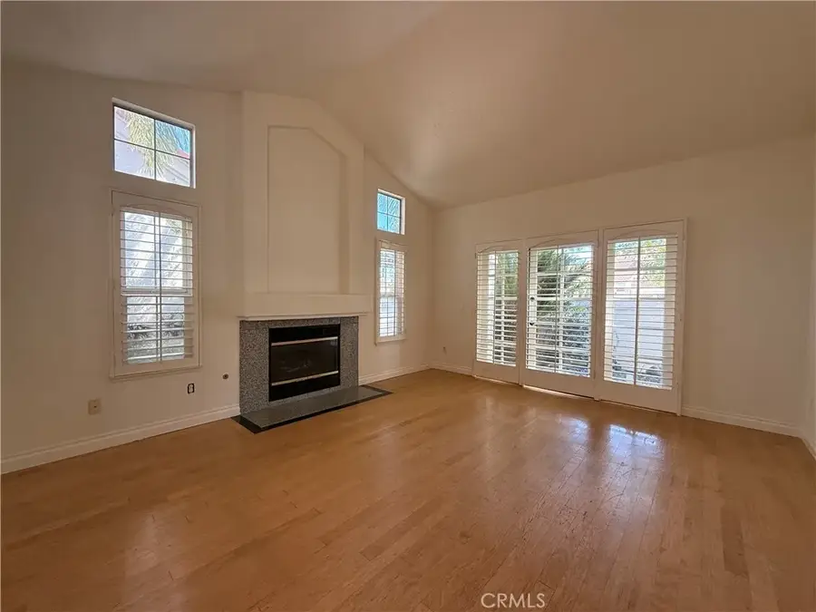 24315 Taranto Avenue, Valencia, CA 91355 - Image #3