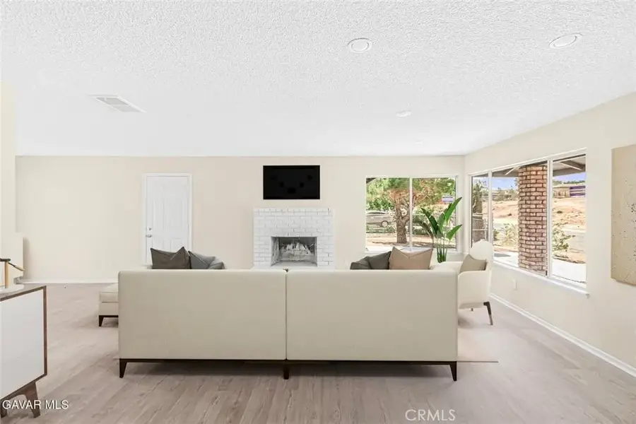 16509 Mackennas Gold Avenue, Palmdale, CA 93591 - Image #2