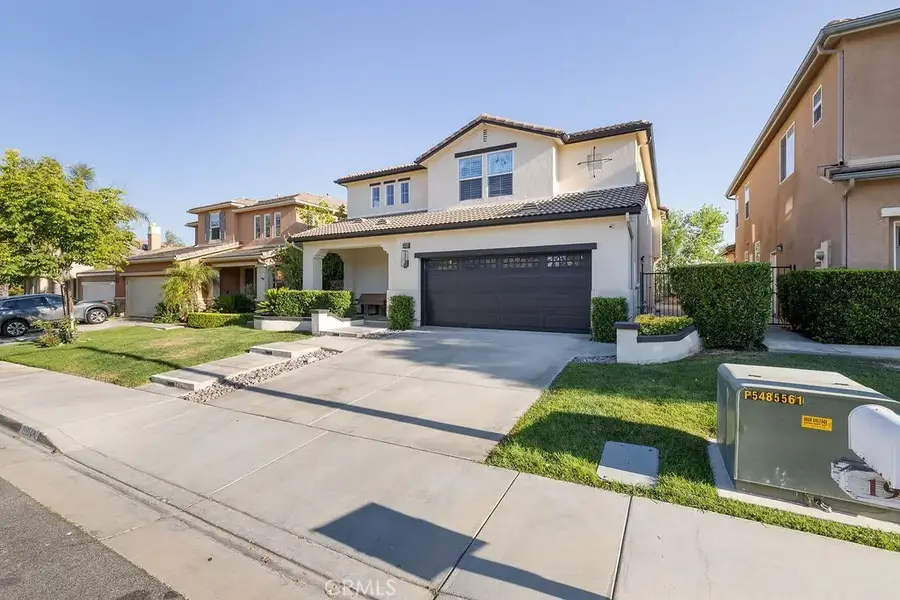 19924 Via Joyce Drive, Saugus, CA 91350 - Image #2