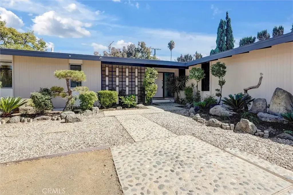 7048 Vanscoy, North Hollywood, CA 91605 - Image #1