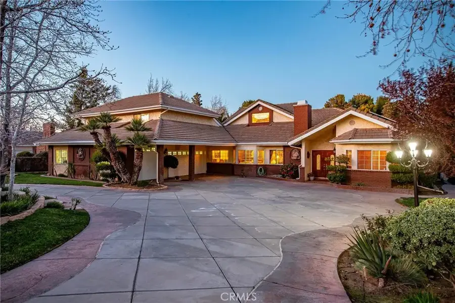 41504 Mission Drive, Palmdale, CA 93551 - Image #3