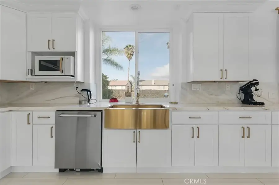 6997 Sale Avenue, West Hills, CA 91307 - Image #3