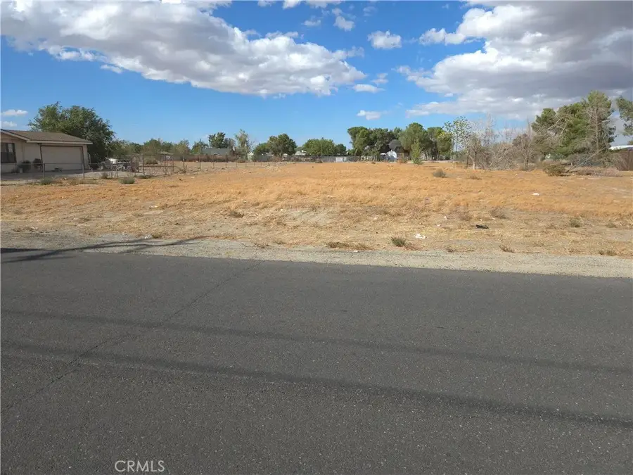 106 Avenue R-4, Sun Village, CA 93543 - Image #3