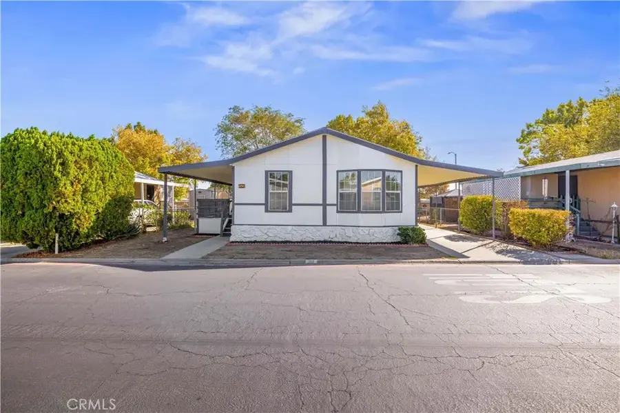 45111 25th East #52, Lancaster, CA 93535 - Image #2