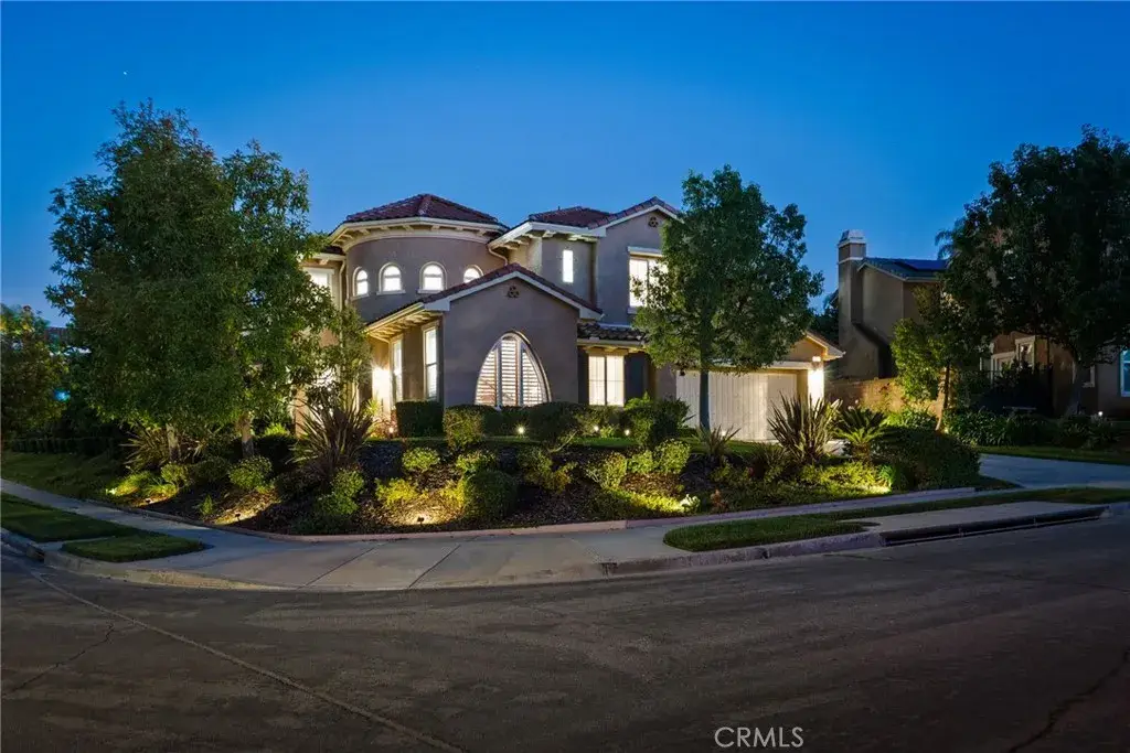 890 Lindamere, Simi Valley, CA 93065 - Image #1