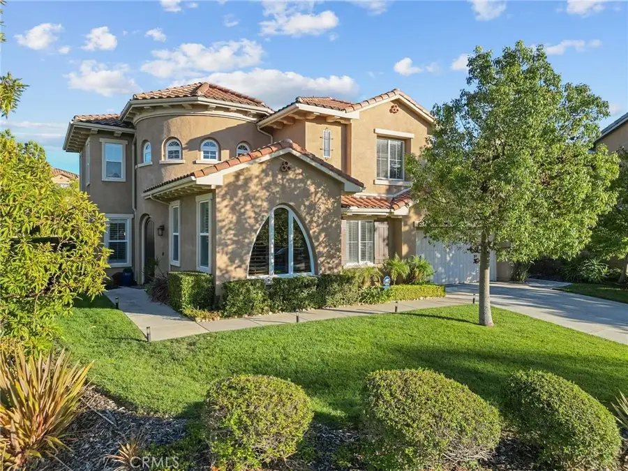 890 Lindamere, Simi Valley, CA 93065 - Image #2