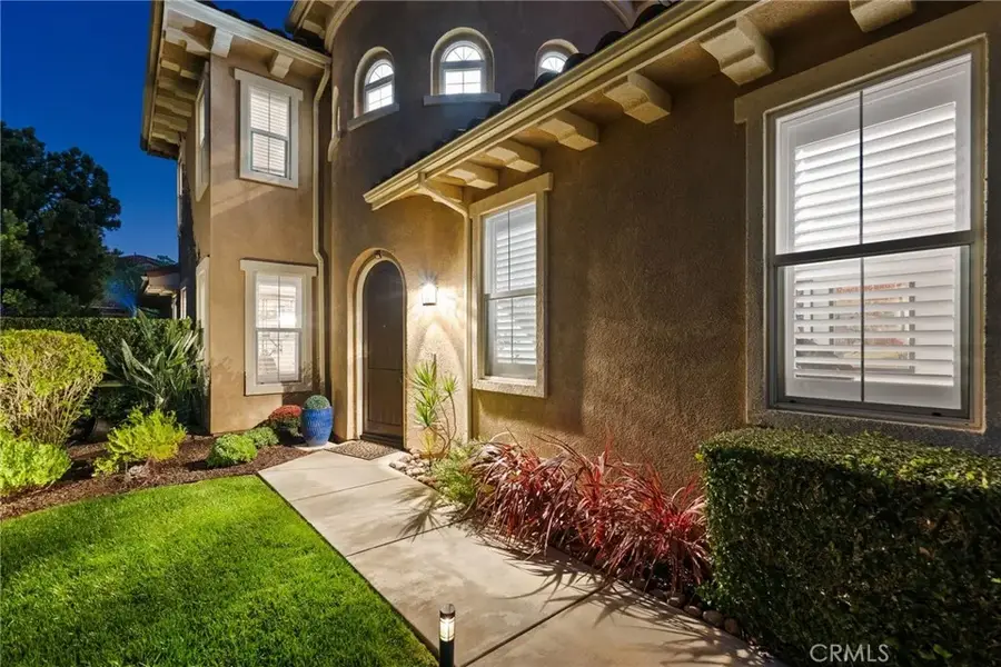 890 Lindamere, Simi Valley, CA 93065 - Image #3