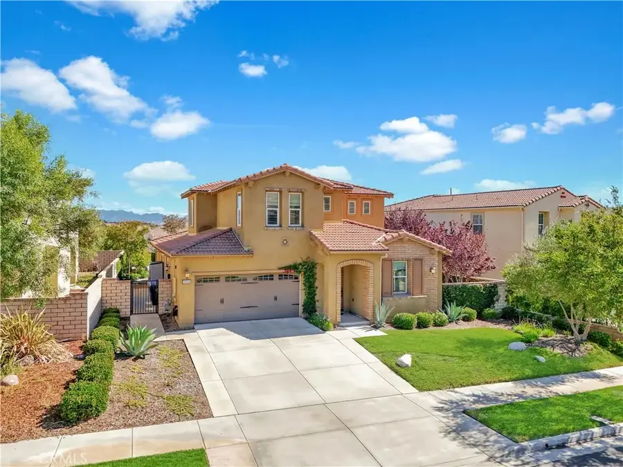 28658 Farrier Drive, Valencia, CA 91354 - Image #2