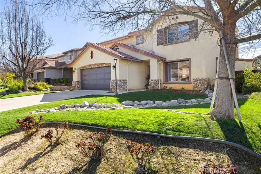 21174 Lone Star, Saugus, CA 91390 - #2