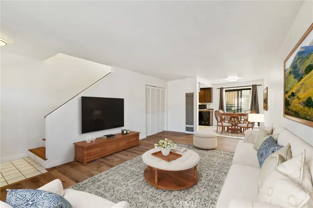 4055 W Rosecrans Avenue #2, Hawthorne, CA 90250 - Image #1