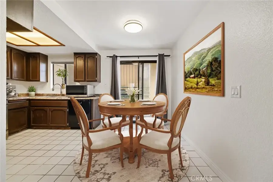 4055 W Rosecrans Avenue #2, Hawthorne, CA 90250 - Image #3