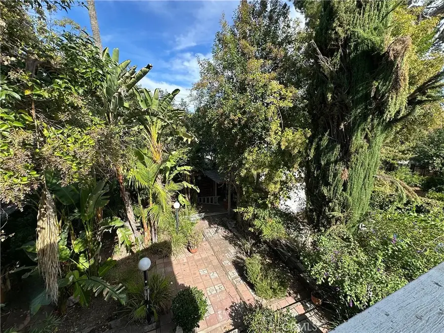 22037 Ybarra, Woodland Hills, CA 91364 - Image #3