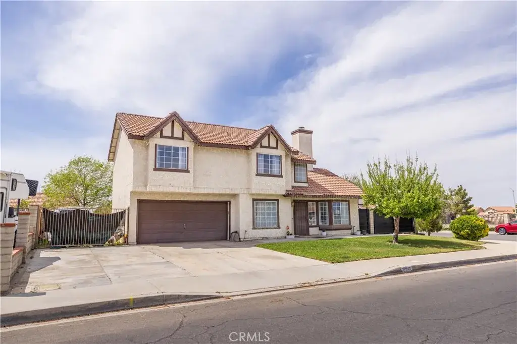 37543 Monarch Street, Palmdale, CA 93552 - Image #1