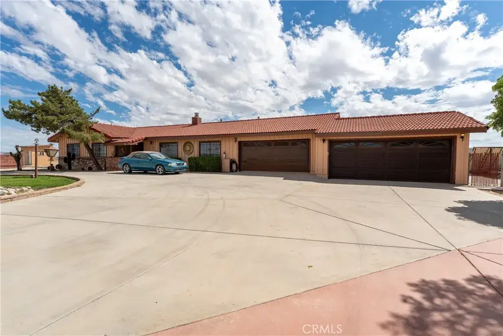 8212 E Avenue H, Lancaster, CA 93535 - Image #1