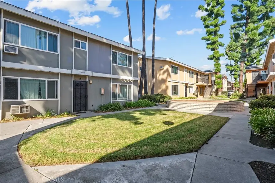 10005 Sepulveda, San Fernando Valley, CA 91345 - Image #2
