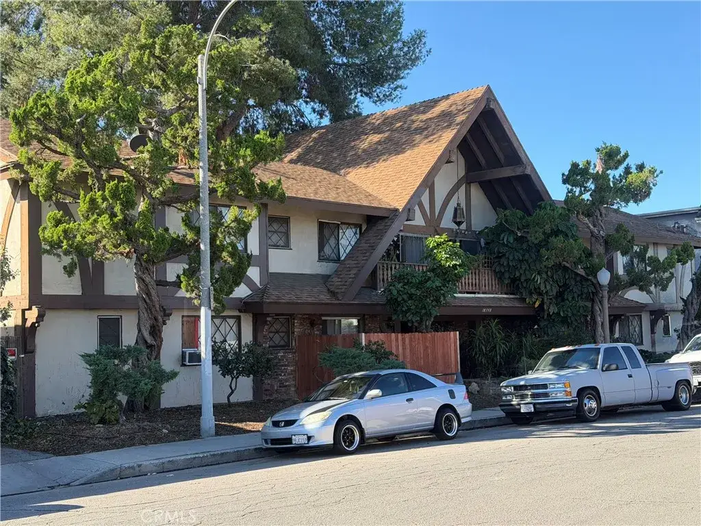 18350 Napa, Northridge, CA 91325 - Image #1