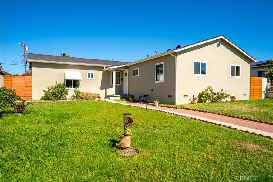 13069 Strathern Street, North Hollywood, CA 91605 - Image #2