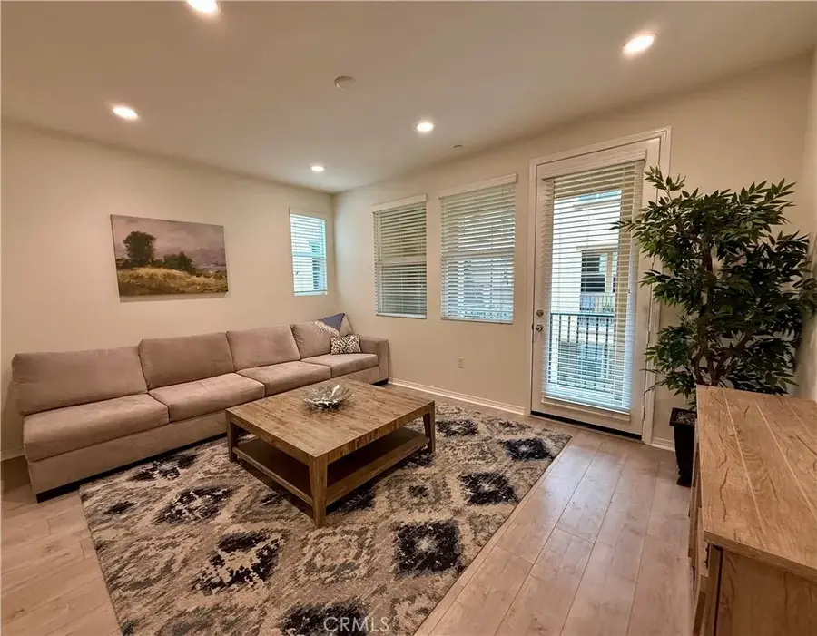 1570 W 1st Street #13, Santa Ana, CA 92703 - Image #2