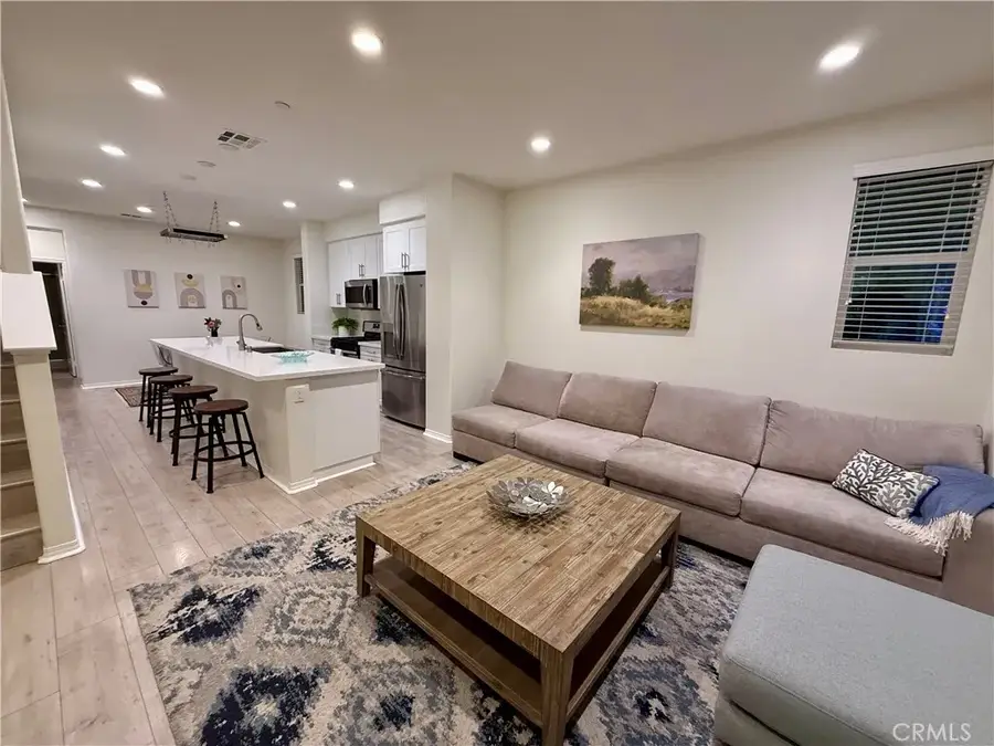 1570 W 1st Street #13, Santa Ana, CA 92703 - Image #3