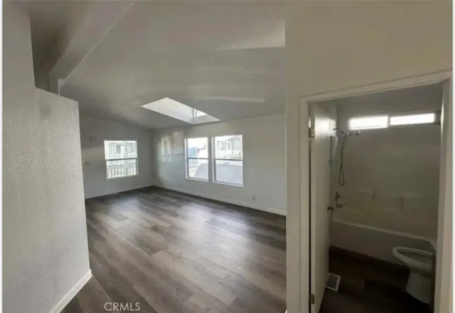 10900 Sepulveda #23, Mission Hills, CA 91345 - Image #2