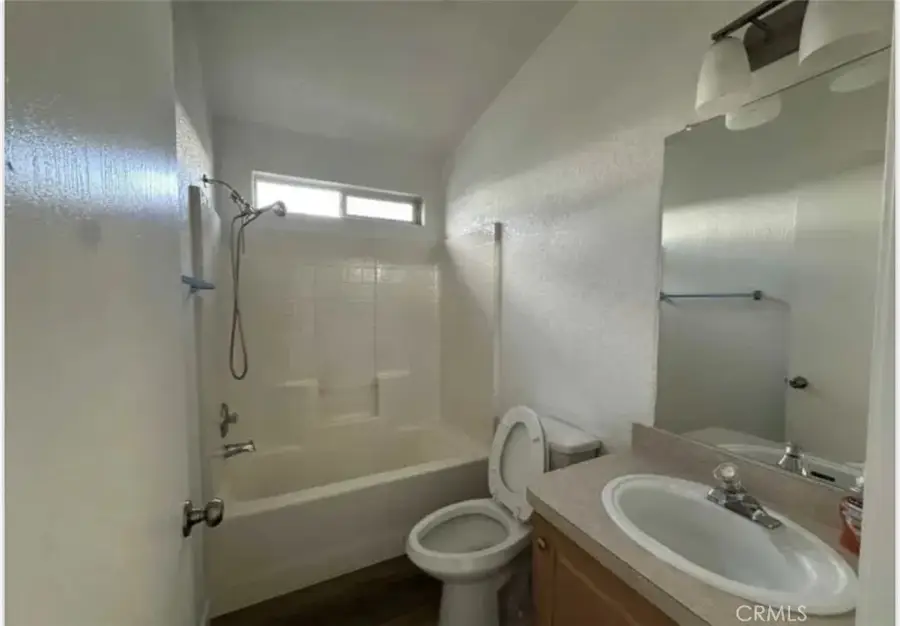 10900 Sepulveda #23, Mission Hills, CA 91345 - Image #3