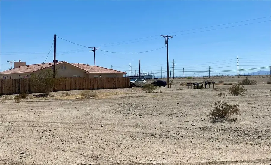 2204 Azure, Thermal, CA 92274 - Image #2