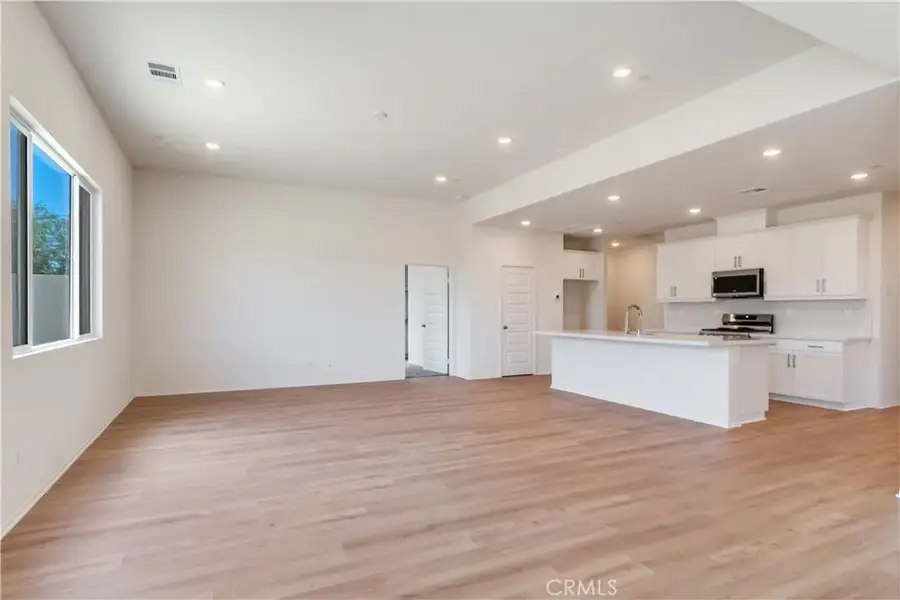 13739 Mesa View, Victorville, CA 92392 - Image #2